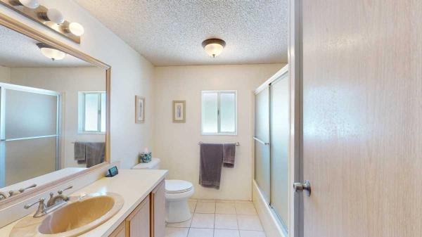 1989 Goldenwest Manufactured Home