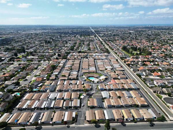 1989 Goldenwest Manufactured Home