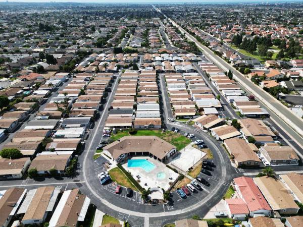 1989 Goldenwest Manufactured Home