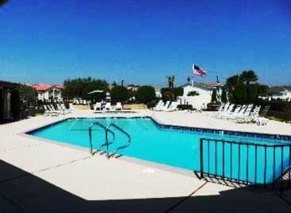 1989 Goldenwest Manufactured Home