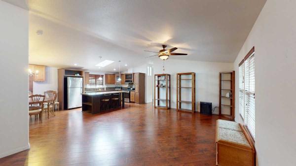 2010 Palm Harbor Kingsbrook Manufactured Home