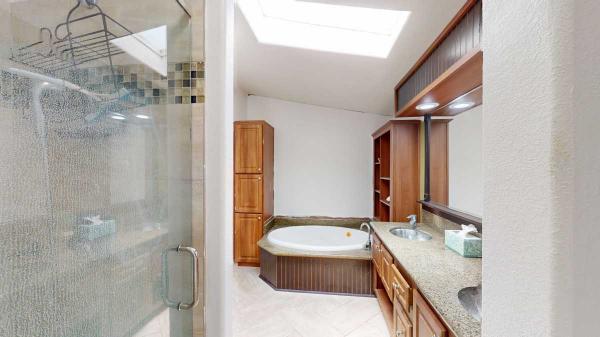 2010 Palm Harbor Kingsbrook Manufactured Home