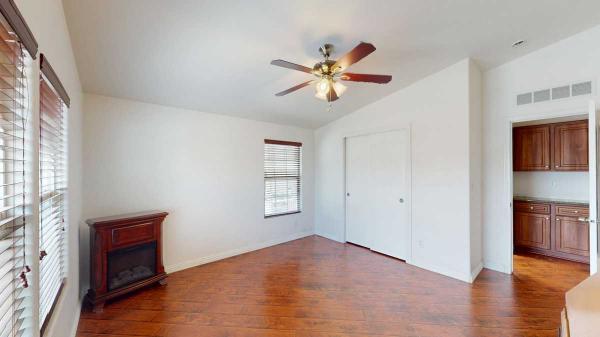 2010 Palm Harbor Kingsbrook Manufactured Home