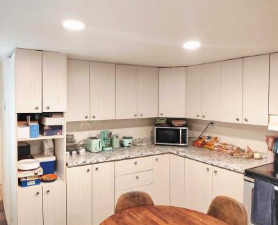 Photo 3 of 18 of home located at 370 53rd Ave N Saint Petersburg, FL 33703
