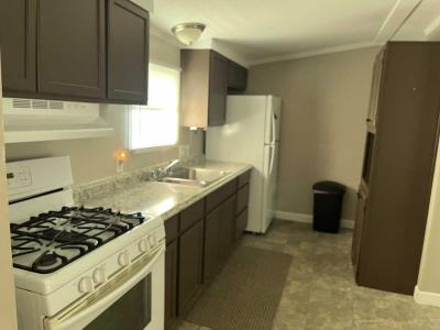 Photo 5 of 13 of home located at 37 Carondelet Rochester Hills, MI 48307