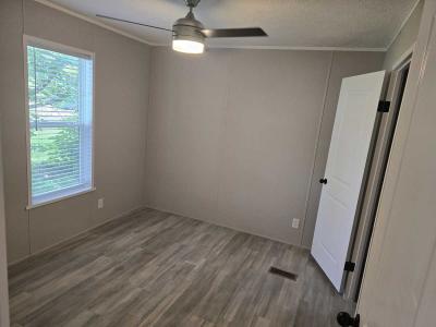 Photo 5 of 12 of home located at 4511 Dirt Rd #39 Joplin, MO 64801