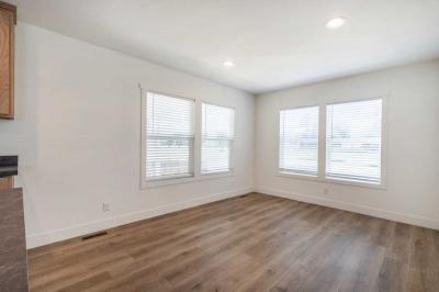 Photo 5 of 7 of home located at 601 N Kirby St Spc 423 Hemet, CA 92545