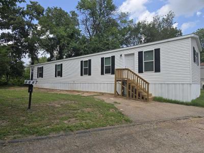 Photo 4 of 12 of home located at 4511 Dirt Rd #48 Joplin, MO 64801