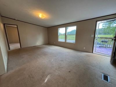 Photo 4 of 16 of home located at 812 Schuessler St Roanoke, AL 36274
