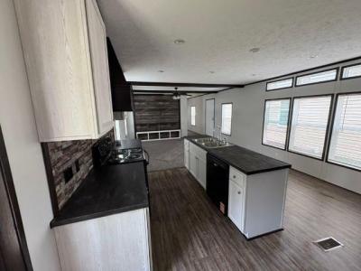 Mobile Home at R & R Homes Inc. 255 Us Highway 280 Alexander City, AL 35010