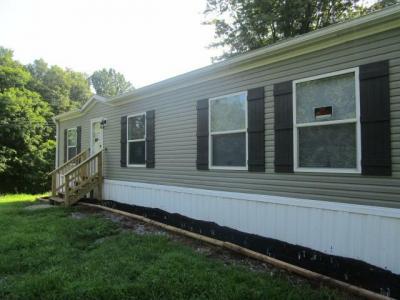 Mobile Home at 9049 Grassy Rd Marion, IL 62959