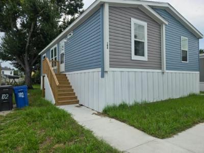 Photo 4 of 8 of home located at 104 Bush Lane Tampa, FL 33615