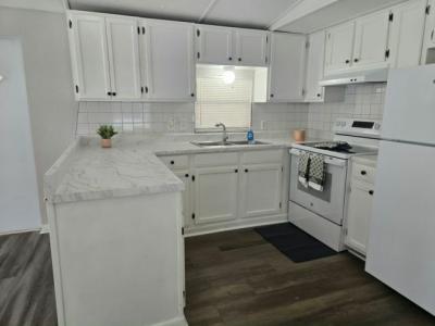 Photo 2 of 12 of home located at 11211 East Bay Rd. Unit 60 Gibsonton, FL 33534