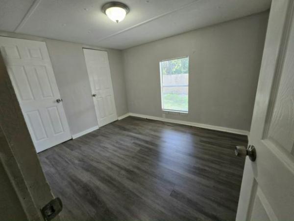 1984 LIBERTY Manufactured Home