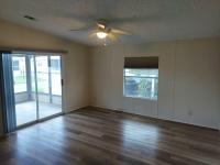 1990 Fleetwood Manufactured Home