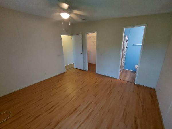 1990 Fleetwood Manufactured Home