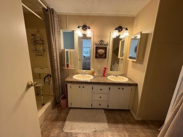 1993 Homes of Merit Mobile Home