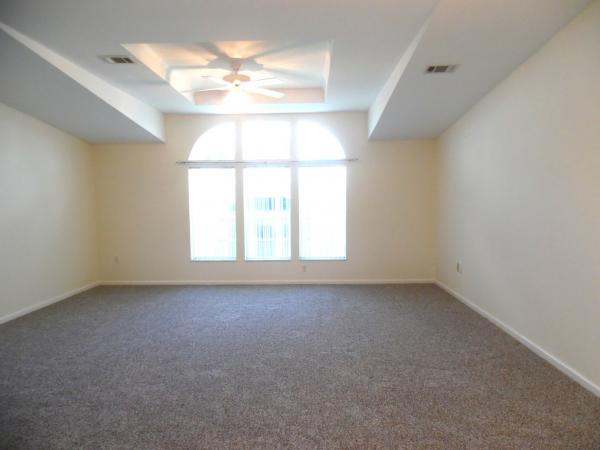 2005 Homes of Merit T17205 Mobile Home