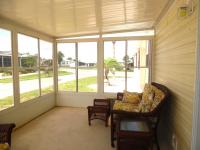 2005 Homes of Merit T17205 Mobile Home