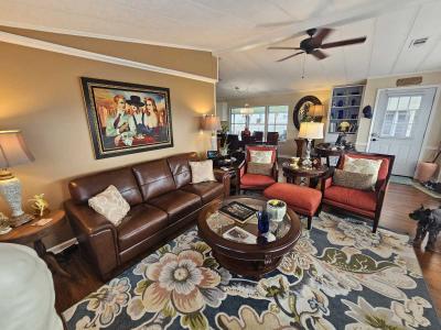 Photo 5 of 56 of home located at 5200 28th St N Saint Petersburg, FL 33714