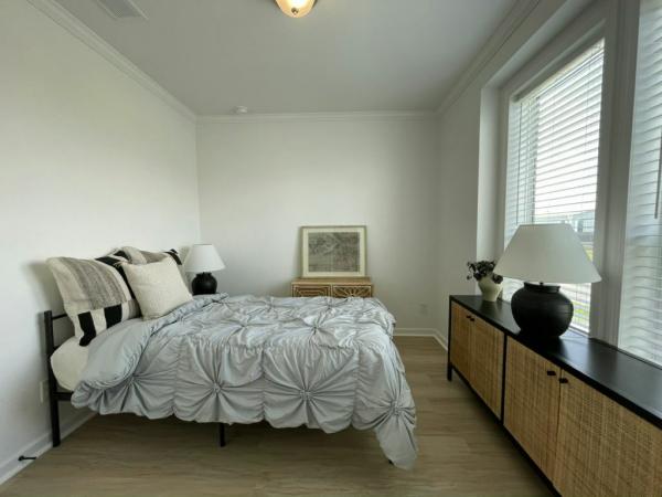 2024 Skyline - Ocala Bal Harbour w/ Den Mobile Home