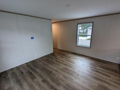 Photo 5 of 24 of home located at 72 Loraine Drive Galesburg, IL 61401