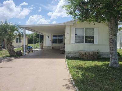 Mobile Home at 7 Lakeview Dr. Fruitland Park, FL 34731
