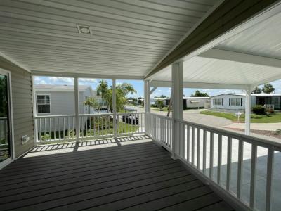 Photo 2 of 20 of home located at 990 Orinoco Avenue Venice, FL 34285