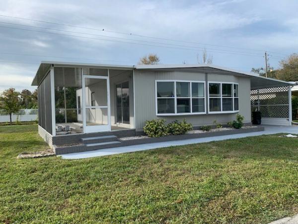 1983 Homes of Merit Mobile Home For Sale