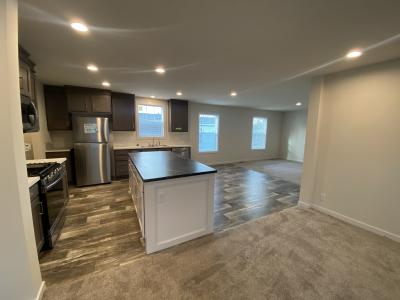 Mobile Home at 58271 Hillchester Rd Washington, MI 48094