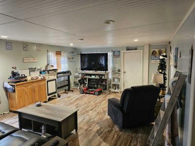 Photo 4 of 49 of home located at 7501 142nd Ave Nroth Largo, FL 33771
