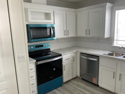 Photo 4 of 8 of home located at 15636 Lakeshore Villa Loop Tampa, FL 33613