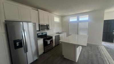 Photo 4 of 8 of home located at 2601 East Victoria Street 407 Rancho Dominguez, CA 90220