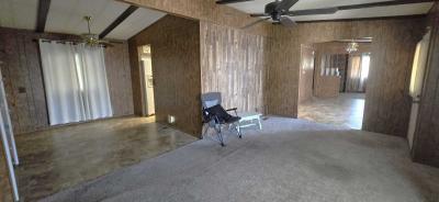Photo 5 of 16 of home located at 4309 Prince St Bakersfield, CA 93301