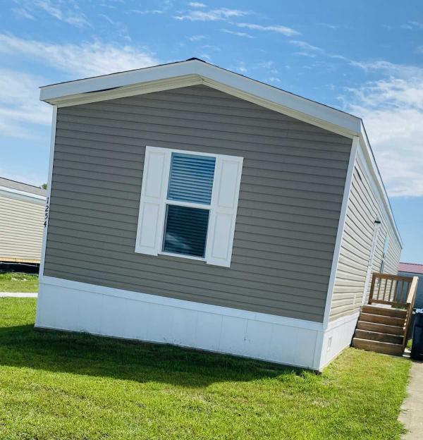 Photo 1 of 2 of home located at 1278 Trinidad Lane Moscow Mills, MO 63362
