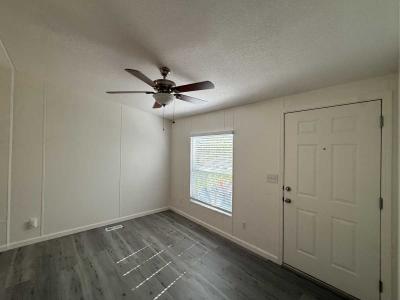 Photo 4 of 18 of home located at 1527 South Standard Ave #20 Santa Ana, CA 92707