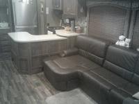 2017 Keystone Avalanche  5 th wheel Mobile Home
