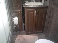 2017 Keystone Avalanche  5 th wheel Mobile Home