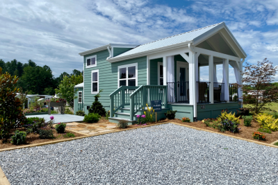 Photo 2 of 21 of home located at 126 Misty Knoll Way Flat Rock, NC 28731