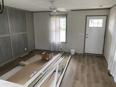 Photo 4 of 6 of home located at 13500 N Us 31 # 108 Edinburgh, IN 46124