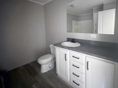 Photo 4 of 5 of home located at 564 Shady Brook Heights Greenwood, IN 46142