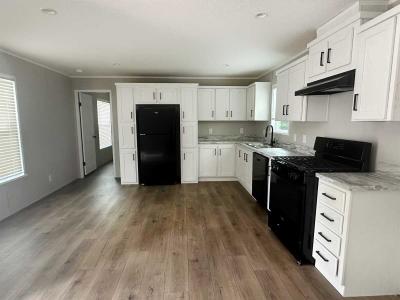 Mobile Home at 573 Shady Brook Heights Greenwood, IN 46142