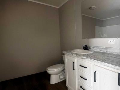 Photo 4 of 5 of home located at 573 Shady Brook Heights Greenwood, IN 46142