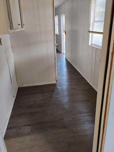 Photo 5 of 17 of home located at 1701 Skipper Rd   #161 Tampa, FL 33613