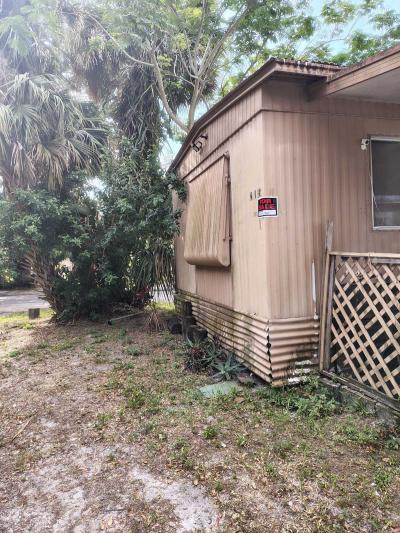 Photo 2 of 11 of home located at 6205 N Rome Ave. Lot 215 Tampa, FL 33604