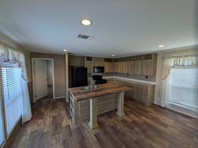 Photo 4 of 15 of home located at 139 Shady Grove Dr Sanger, TX 76266