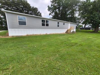 Photo 2 of 11 of home located at 531 Cemetery Rd. Grayville, IL 62844