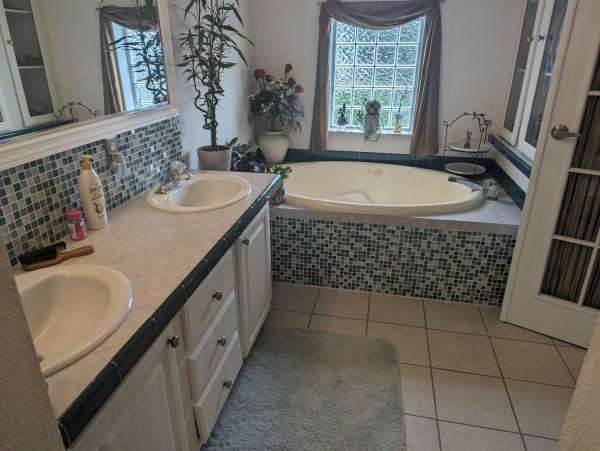 2001 Homes of Merit 1234 Mobile Home
