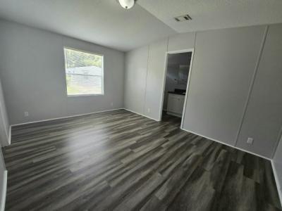 Photo 4 of 9 of home located at 1400 Banana Road, #75 Lakeland, FL 33810