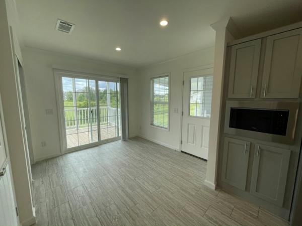 2025 Champion - Lake City Raleigh w/ Rear Porch Mobile Home
